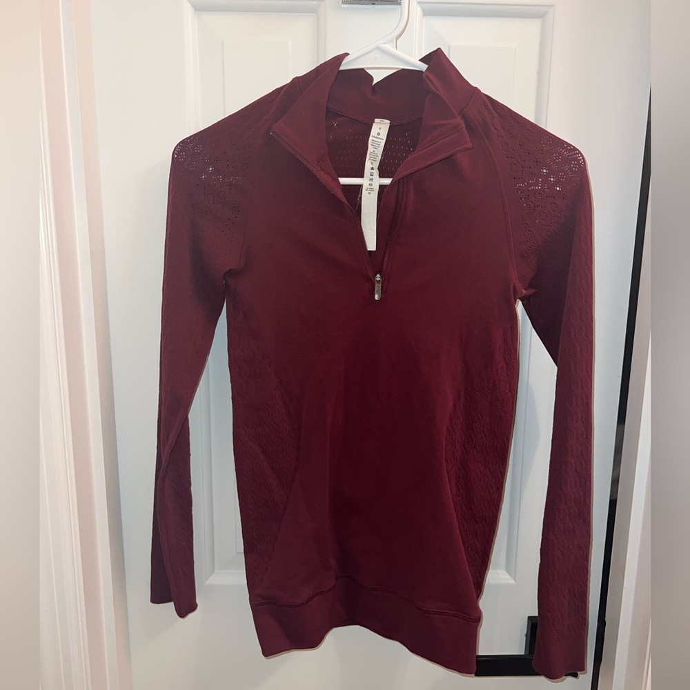 Lululemon Pullover size 6